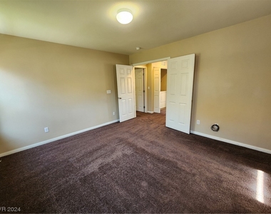 6023 Devers Court - Photo Thumbnail 36