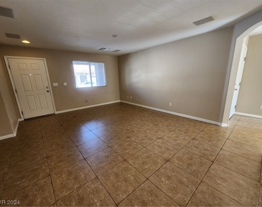 6023 Devers Court - Photo Thumbnail 6