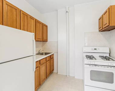 628 West 151st Street - Photo Thumbnail 7