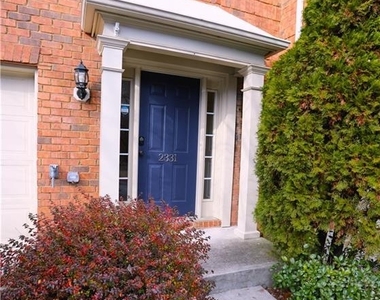 2331 Towneheights Terrace - Photo Thumbnail 5