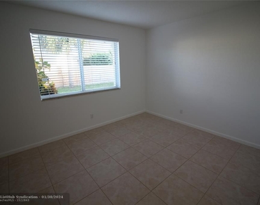 4454 W Tradewinds Ave - Photo Thumbnail 15