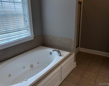 1741 Windermere Avenue - Photo Thumbnail 12