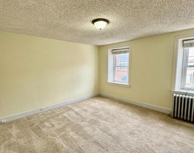 129 Levering St - Photo Thumbnail 5