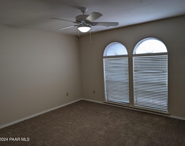 4617 N Stage Way Lane - Photo Thumbnail 13