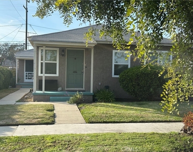 2229 Granada Avenue - Photo Thumbnail 3