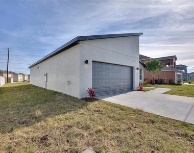 2215 Pecos Court - Photo Thumbnail 2