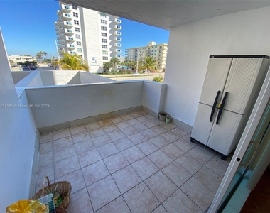 1410 S Ocean Dr - Photo Thumbnail 10