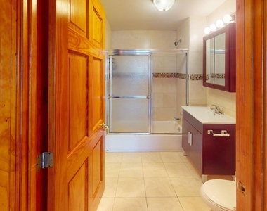 135-23 82nd Avenue, Briarwood NY 11435 - Photo Thumbnail 10