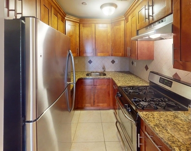 135-23 82nd Avenue, Briarwood NY 11435 - Photo Thumbnail 5