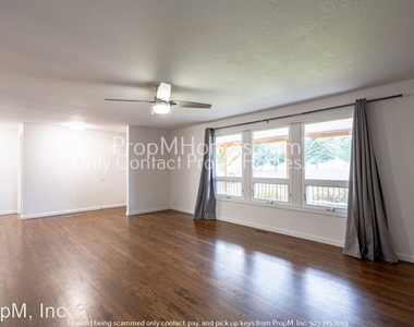 10320 Sw 90th Avenue - Photo Thumbnail 13