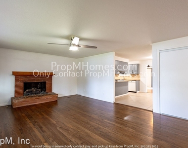 10320 Sw 90th Avenue - Photo Thumbnail 0