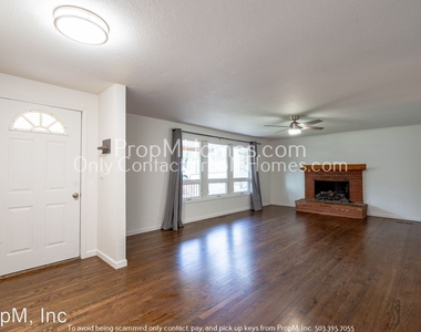 10320 Sw 90th Avenue - Photo Thumbnail 8