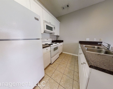 552 Harper Ave Unit 3 - Photo Thumbnail 11