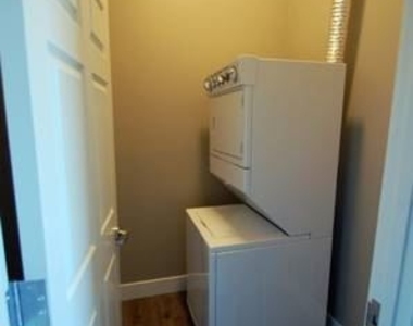855 Michigan Street - Photo Thumbnail 3