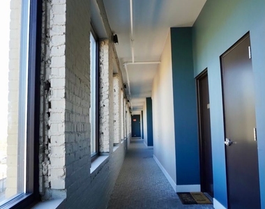 855 Michigan Street - Photo Thumbnail 7