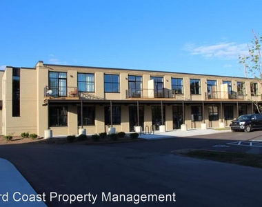 855 Michigan Street - Photo Thumbnail 15