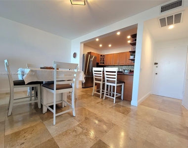 3505 S Ocean Dr - Photo Thumbnail 6