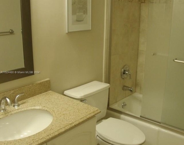 3801 S Ocean Dr - Photo Thumbnail 13