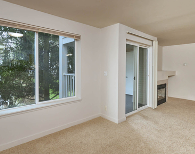 16619 Larch Way - Photo Thumbnail 24
