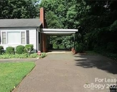 690 Brookdale Drive - Photo Thumbnail 1