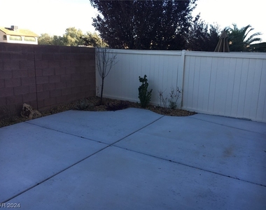 7466 Desert Lupine Street - Photo Thumbnail 18