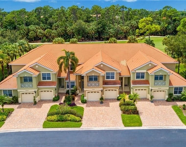 2264 Ashton Oaks Ln - Photo Thumbnail 3