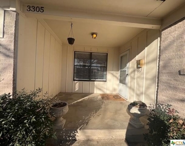 3305 Lake Travis Avenue - Photo Thumbnail 2