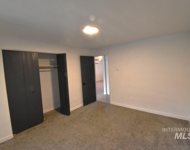 3853 W Glendale Street - Photo Thumbnail 15