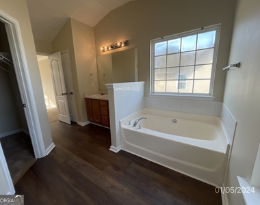 3040 Yellow Pine Terrace - Photo Thumbnail 6