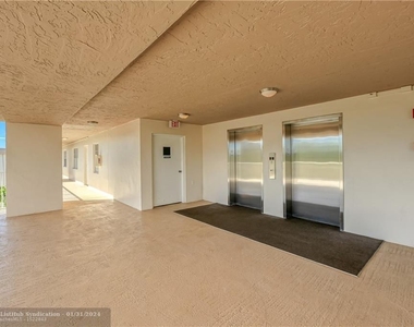 3503 Oaks Way - Photo Thumbnail 30