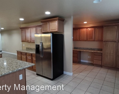 1325 Lake Springs Ln - Photo Thumbnail 1