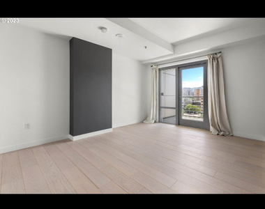 1260 Nw Naito Parkway 808 - Photo Thumbnail 12