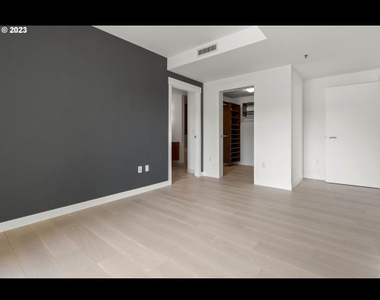 1260 Nw Naito Parkway 808 - Photo Thumbnail 13