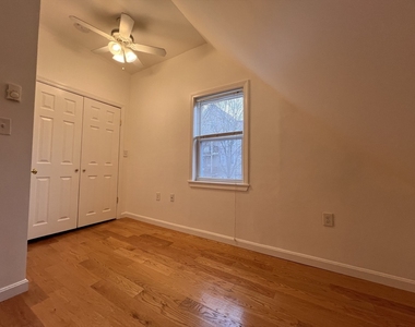 26 Egleston St - Photo Thumbnail 9