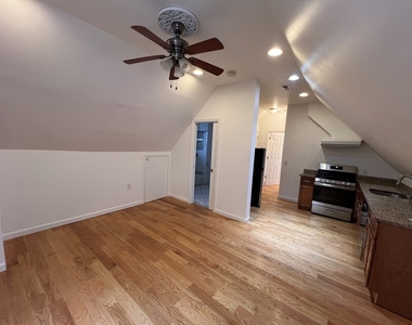 26 Egleston St - Photo Thumbnail 4