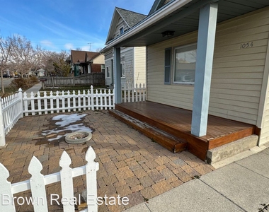 1054 Wilson Ave - Photo Thumbnail 3