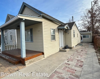 1054 Wilson Ave - Photo Thumbnail 5