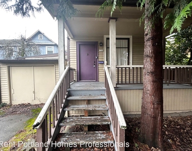 1726 Se Division Street - Photo Thumbnail 0