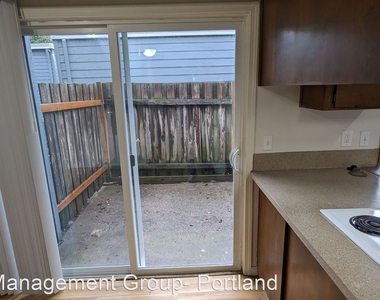 4450 Sw Stoddard Drive - Photo Thumbnail 16