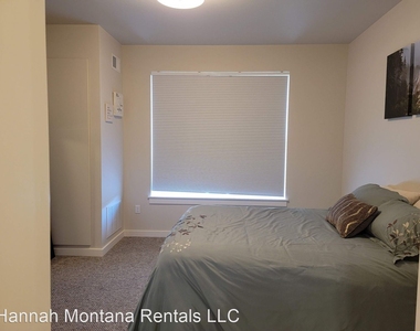 2222c Willow Drive Apt 53 - Photo Thumbnail 11