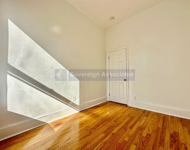 936 Amsterdam Avenue - Photo Thumbnail 8