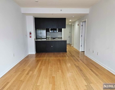 807 Hudson Park - Photo Thumbnail 1