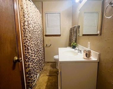 4022 Nw 34 - Photo Thumbnail 18