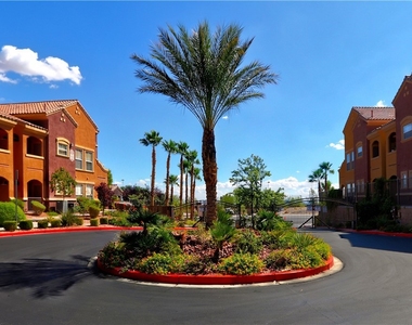 3975 N Hualapai Way - Photo Thumbnail 24