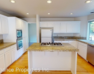 5616 Sw Coronado Street - Photo Thumbnail 5