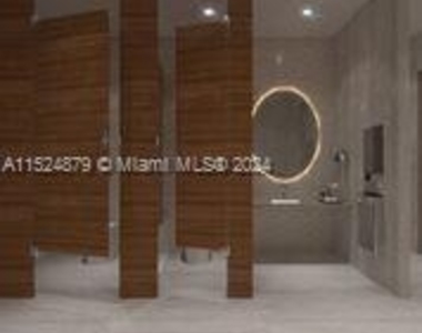 20225 Ne 34th Ct - Photo Thumbnail 20