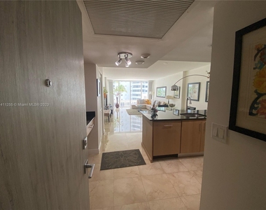 10275 Collins Ave - Photo Thumbnail 0