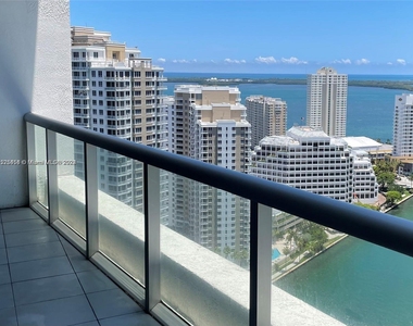 475 Brickell Ave - Photo Thumbnail 0