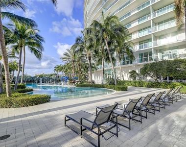 1 N Ocean Blvd - Photo Thumbnail 21