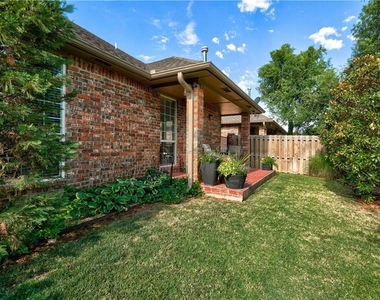 1625 Laurel Place - Photo Thumbnail 22